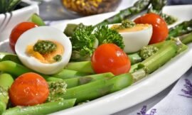 Dieta Low Carb: Como Controlar Seu Peso e Melhorar a Saúde com Menos Carboidratos